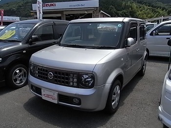 Nissan Cube 1